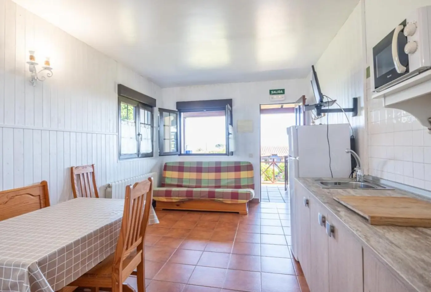 Salón-cocina de un apartamento